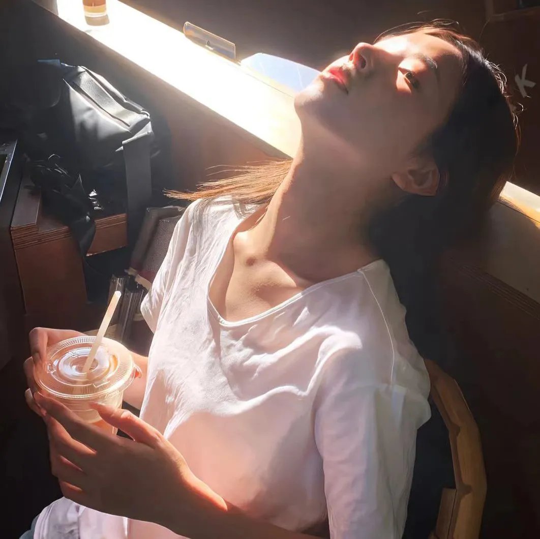 秋月春花未了情